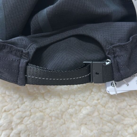 lululemon L/XL Black Unisex Fast & Free WovenAir Vent Running Hat - Picture 13 of 14